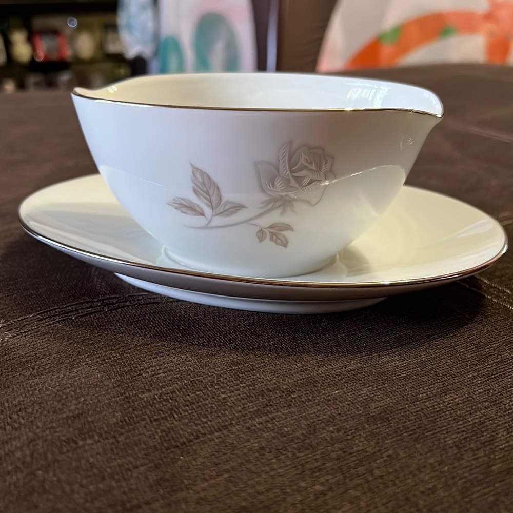 🦃🎁🐰NORITAKE “ROSAY” 6216 7 PC CHINA SET 🌹 - Picture 11 of 12